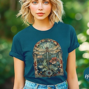 Womens Dragonfly Floral Tshirt,Boho Dragonfly Tee,Nature Lover Shirt,Garden Lover Gift,Cottagecore Tshirt,Botanical Shirt,Gift For Mom