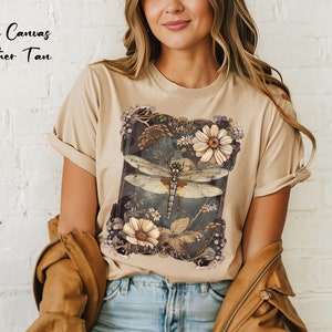 Womens Dragonfly Floral Tshirt,Boho Dragonfly Tee,Nature Lover Shirt,Garden Lover Gift,Cottagecore Tshirt,Botanical Shirt,Womens Graphic Tee