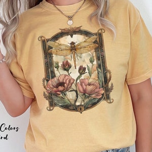 Womens Dragonfly Floral Tshirt,Boho Dragonfly Tee,Nature Lover Shirt,Garden Lover Gift,Cottagecore Tshirt,Botanical Shirt,Comfort Colors