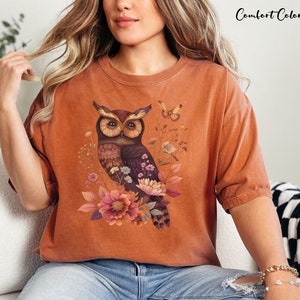 Womens Owl T-Shirt,Owl Lover Gift,Bird Lover Shirt,Owl Comfort Colors Tee,Nature Lover Tee,Bird Watcher Gift,Mom Gift,Womens Graphic Tee