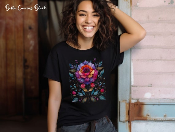 Womens Flower Tshirt,Flower Lover Shirt,Nature Lover Tee,Garden Lover Gift,Retro Foral Tee,Botanical Tshirt,Spring Shirt For Women,Mom Gift