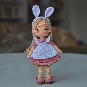 Rosie Doll Mini Amigurumi Crochet Doll, Organic Doll, Amigurumi Doll, Crochet Art, Tiny Amigurumi Toys, Miniature, Handmade
