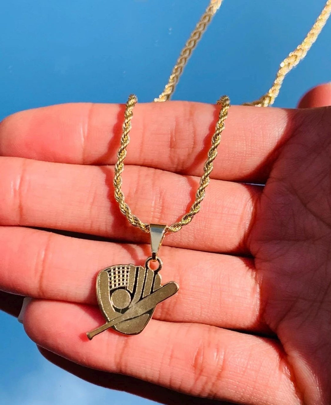 Kumshunie 野球バット クロスネックレス 番号付き ステンレススチール 18Kゴールドメッキ チャーム スポーツペンダント 並行輸入品 Warmhope エレガントな手作り野球クロスペンダントネックレス 紳士用