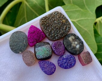 Cabujón de forma de mezcla de cuarzo Druzy, piedra preciosa de brillo multicolor, cabujón suelto de espalda plana Druzy de 6MM-16MM para la fabricación de joyas