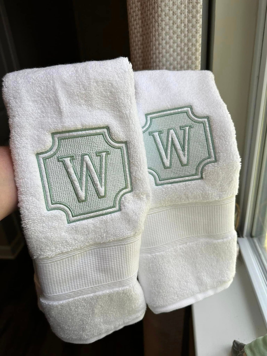 Monogram Embroidered Egyptian Cotton Hand Towel: Personalized Initial - Hand Towel