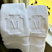Monogram Embroidered Egyptian Cotton Hand Towel: Personalized Initial
