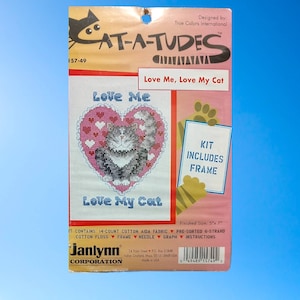 Vintage Neues Kit: 1996 Janlynn Cat-A-Tudes Kreuzstichpackung "Love Me, Love My Cat" #157-49 USA ~ mit Rahmen! V