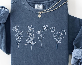 Floral Cottagecore Long Sleeve T-Shirt, Nature Lover's Tee, Spring Fashion, Boho Style, Botanical Shirt, Flower Shirt, Comfort Colors Flower