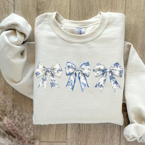 COQUETTE TOILE BLUE Bow sweatshirts, Girly Aesthetic Crewneck, Cute Coquette Bow Shirt, Toile Blue Bow Sweater, Girly Blue Ribbon Sweatshirt