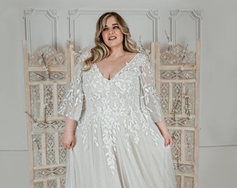 Plus Size Brautkleid A Linie Hochzeitskleid Curvy mit Blätter Tatoo Spitze Ivory V-Ausschnitt lange Ärmel