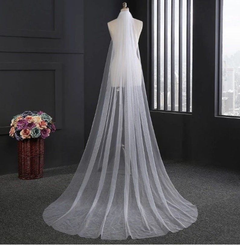 Bridal Veil , Wedding veil Ivory, Simple veil single layer, Veil for Bride, White Veil short, Cut Edge Veil long image 1