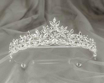 Magnifique diadème de mariée, cristal de diadème de haute qualité, diadème de mariage, accessoires pour cheveux, couronne de mariée petite étroite, argent, perles de fleurs