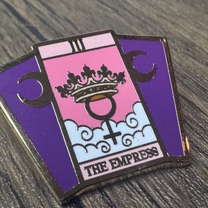 Emaille pin the Empress tarotkaart – 1,25" harde emaille pin, op tarot geïnspireerd, overvloed en verzorgend
