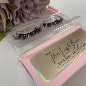 Girly Girl Russian Lash - 20mm | Lightweight & Fluffy Lash
