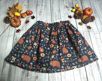 Jupe bébé imprimée animal boisé, tenue de bébé fille d’automne, jupes de petites filles d’automne, jupe bébé ours, jupe de fille d’automne