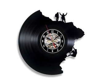 Climbing Vinyl Record Clock Modern Wall Art Original Home Decor for Travel Lover Birthday Gift for Men