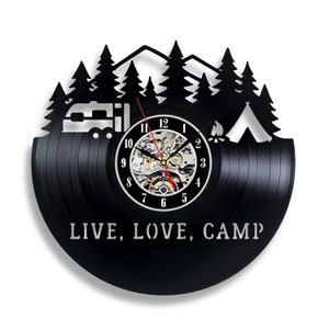 Camping Vinyl Record Horloge Murale Art Unique pour Salon Original Room Décor Cadeau Anniversaire pour les Parents