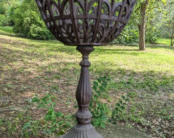 Cast Iron Garden Urn With Reticulated Basket