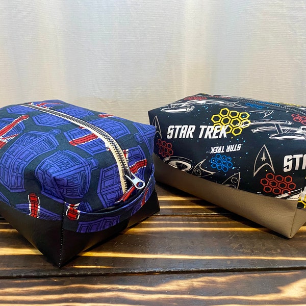 Science Fiction Theme Travel Bags