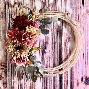 Lasso wreath