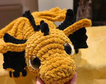 Gold Crochet Dragon 100 cm