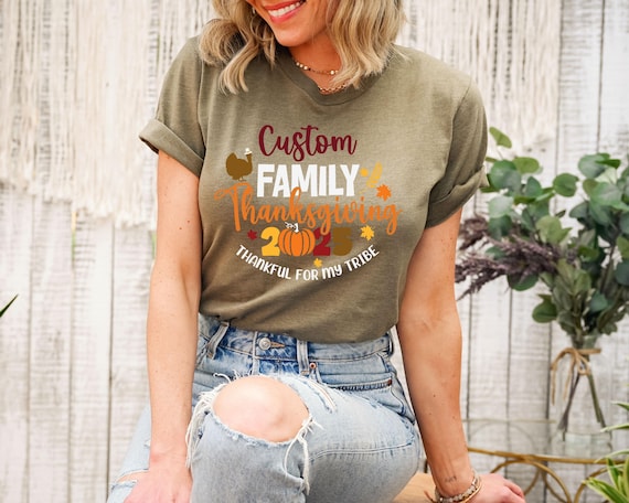 Fall Thankful For Family That Drinks Thanksgiving Mom Gift T-Shirt Fall Thankful For Family That Drinks Thanksgiving Mom Gift T-Shirt