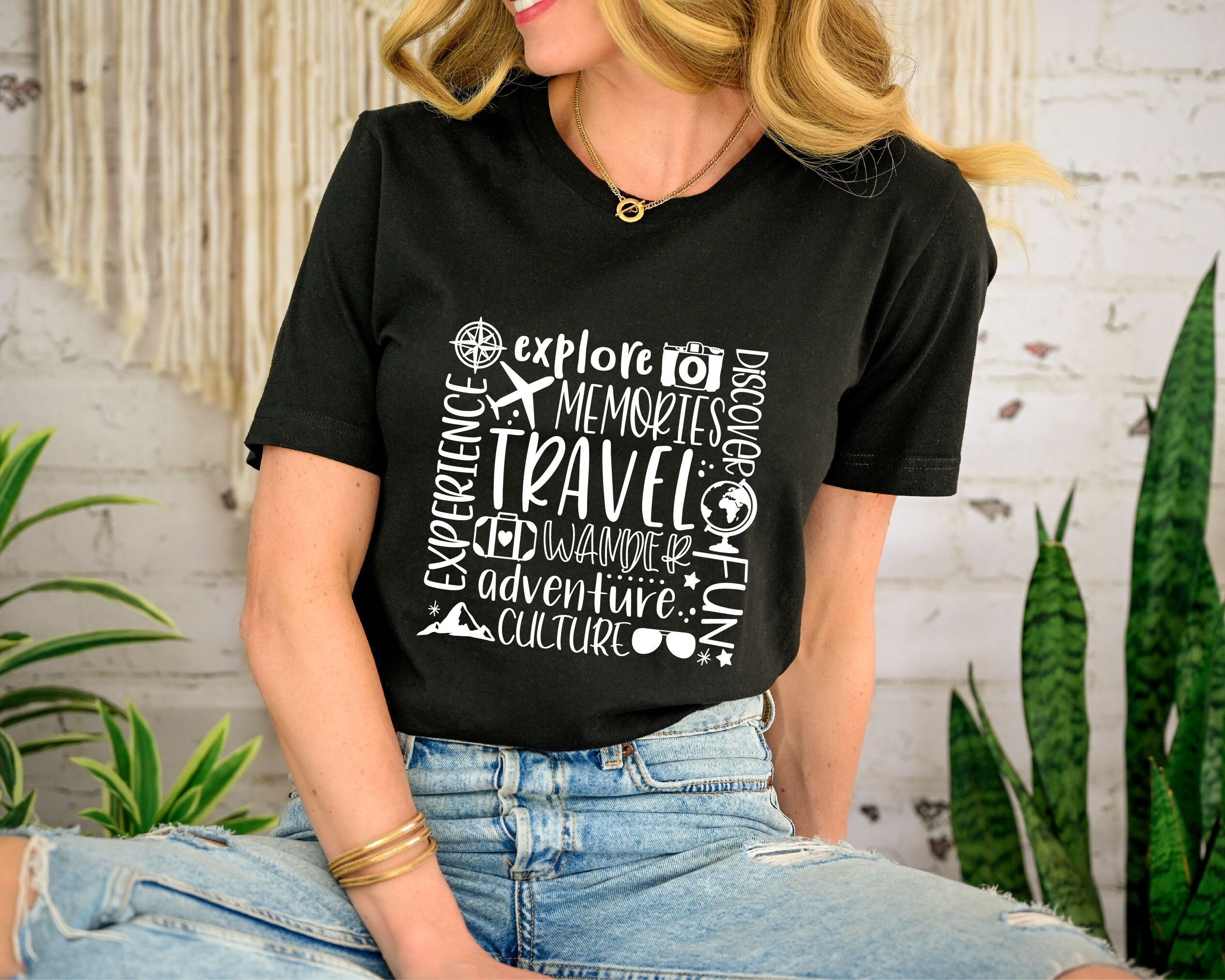 Wanderlust Travel T-shirt: Adventure Gift for Traveler - Etsy