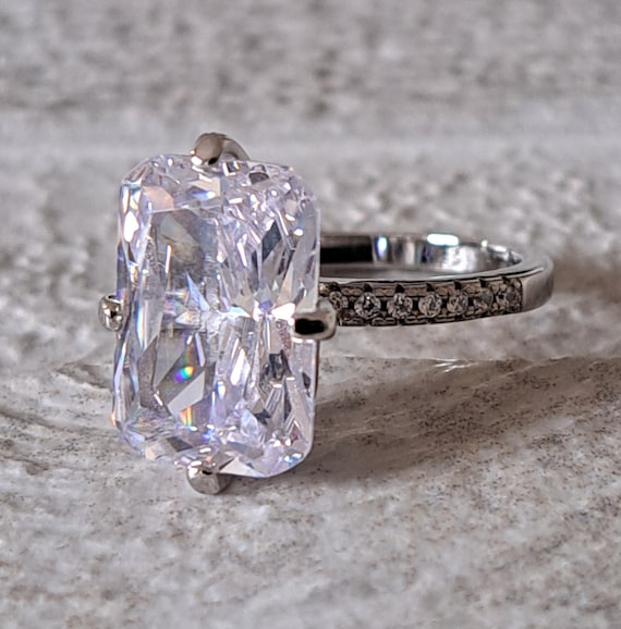 Anillo de cristal Swarovski rectangular grande de plata anillo de compromiso solitario grande de cristal de plata anillo de talla cojin de plata anillo de celebridades Etsy Espana