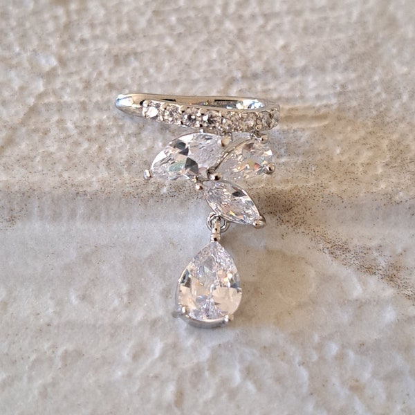 Dazzling Cubic Zirconia Pave Square Shape Stud Earrings In Rhodium - Foto 6