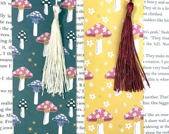 Mushroom bookmark with tassel, retro mushroom bookmark, book lover gift, cottage core bookmark