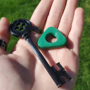 Coraline plastic key and seeing stone set merch cosplay decor movie prop