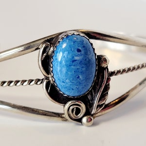 Brazalete de plata esterlina azul turquesa firmado Old Pawn Western South American Jewelry