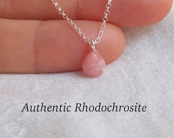 Rhodochrosit Stein Halskette, zierlicher Edelstein Anhänger, Leo Geburtsstein, minimalist Schmuck