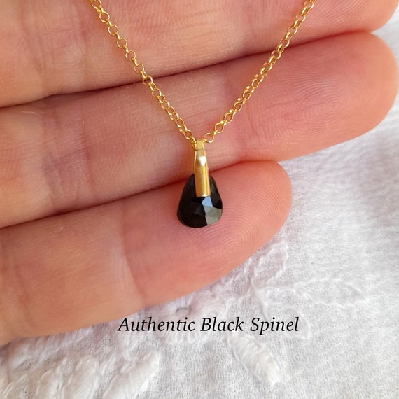 Black spinel necklace, spinel pendant, dainty spinel necklace, gemstone necklace, gift for girlfriend, delicate black stone necklace