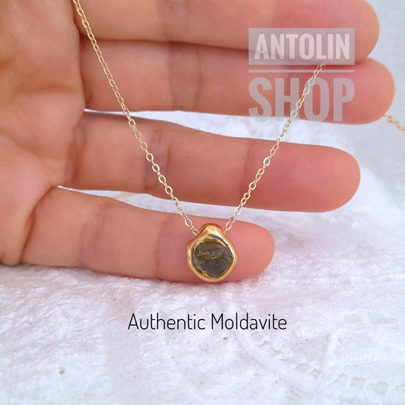 Authentic moldavite necklace, meteorite necklace, raw moldavite pendant, crystal protection necklace, dainty pendant, natural stone jewelry
