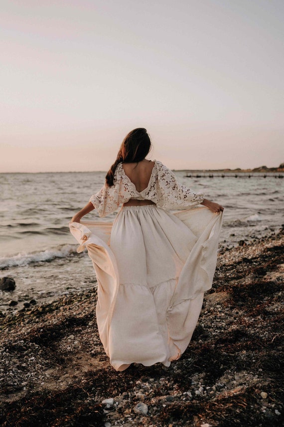 lace wedding dress with color Rustic Deep V Neck Wedding Dresses Colorful Lace In Ivory Tulle A Line Floor Length Wedding Gowns AWD1606 main image 1