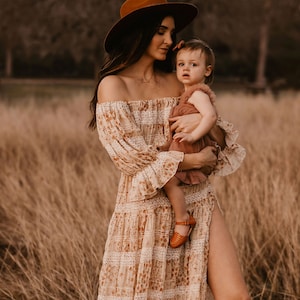 Susanne Women's Boho Two-Pieces Set | Batiste Vintage Top and Skirt | Maternity Session | Pregnancy Photo Shoot