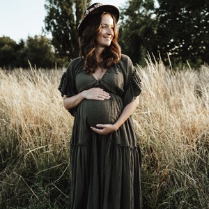 Federring Boho Lea Vintage Küchenutensilien auf weißem Hintergrund Rekwizyty do zdjęć Sesja zdjęciowa w ciąży khaki