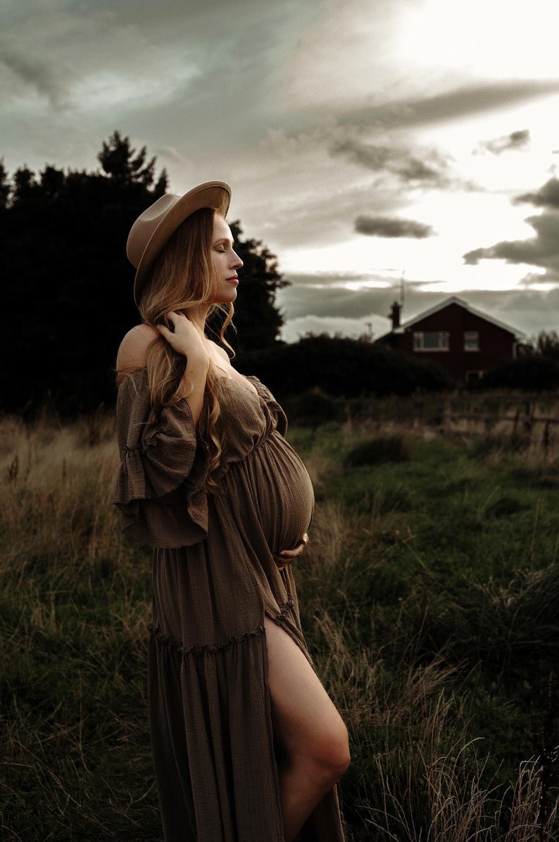 Damska sukienka Boho Lea Muślinowa sukienka vintage na sesję ciążową Rekwizyty do zdjęć Sesja zdjęciowa w ciąży dark beige