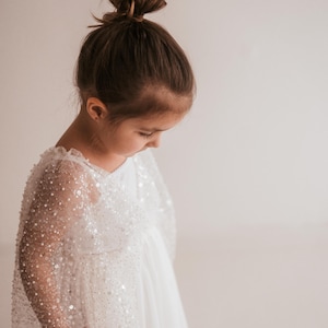 Little Chloe White Girls Boho Dress Tulle & Sequins Vintage Dresses For Children Bohemian Natural Clothing Kids Little Retro Fashion 画像 3