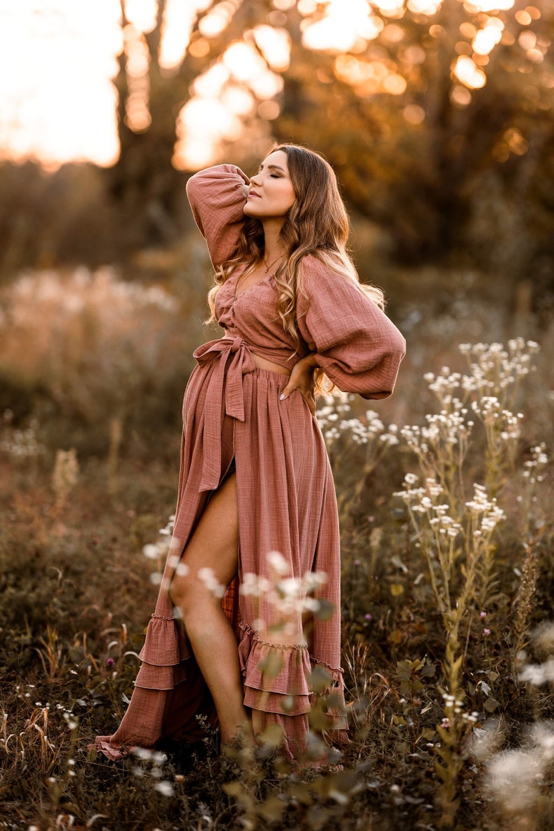 Naomi Boho-tweedelige damesjurk Mousseline Vintage top en rok Kleed je voor de zwangerschapssessie Foto rekwisieten Zwangerschapsfotoshoot pink brick