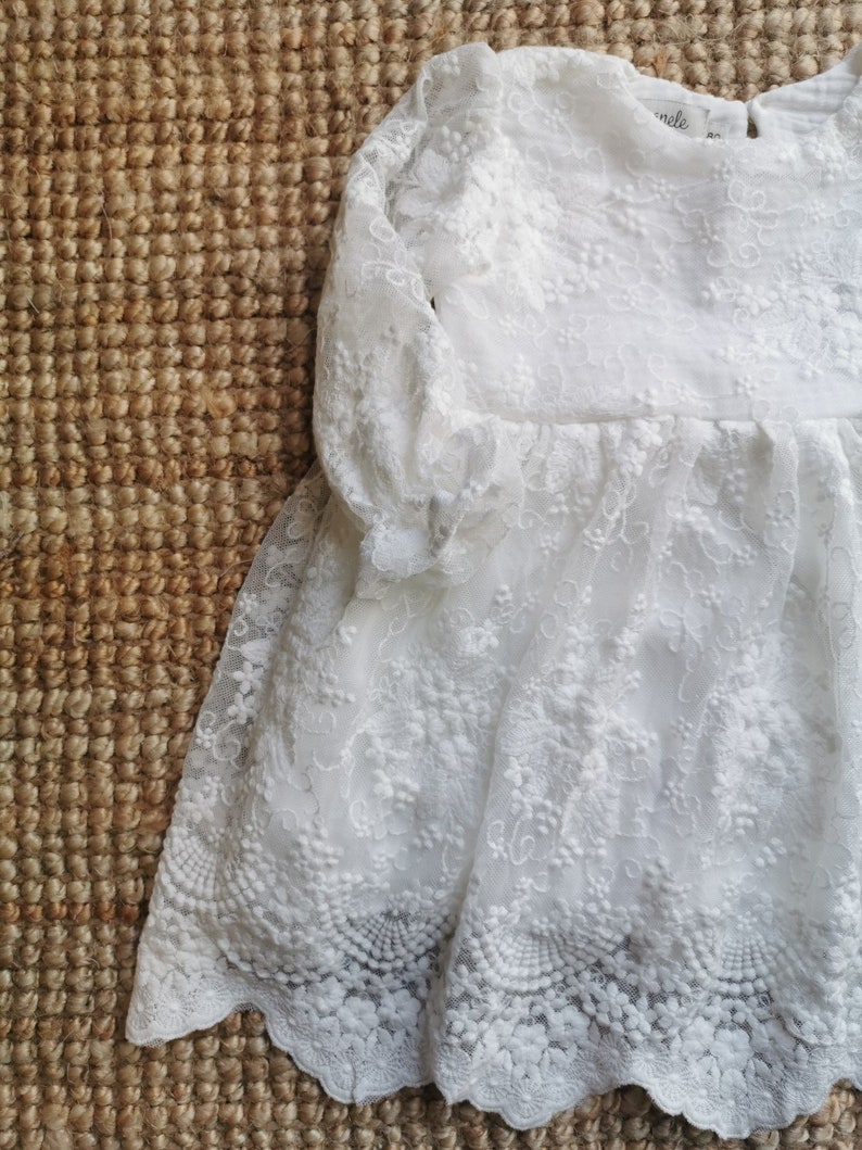 Robe bohème Luisa pour fille Robes vintage en dentelle et mousseline pour enfants Vêtements bohèmes naturels Petite mode rétro pour enfants cream