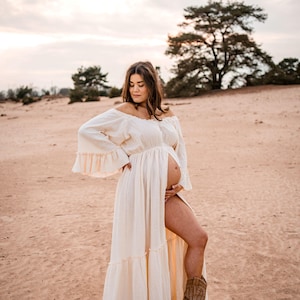 Vestido de maternidad bohemio Leila/Muselina: accesorio fotográfico con hombros descubiertos