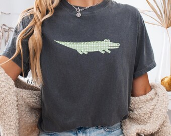 Gingham Gator Comfort Colors® T-shirt, Alligator Tee, Cute Retro Shirt, Trendy Gingham Shirt, Alligator Shirt
