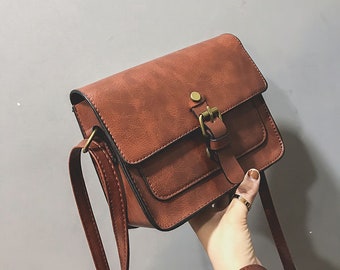 Leather Flap Handbag pattern  Retro Ladies Shoulder Messenger Bag pattern Elegant Handbag pattern