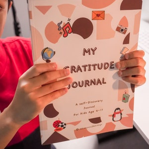 MI DIARIO DE GRATITUD - Diario de gratitud para niños de 240 páginas - Positividad diaria, afirmaciones y atención plena