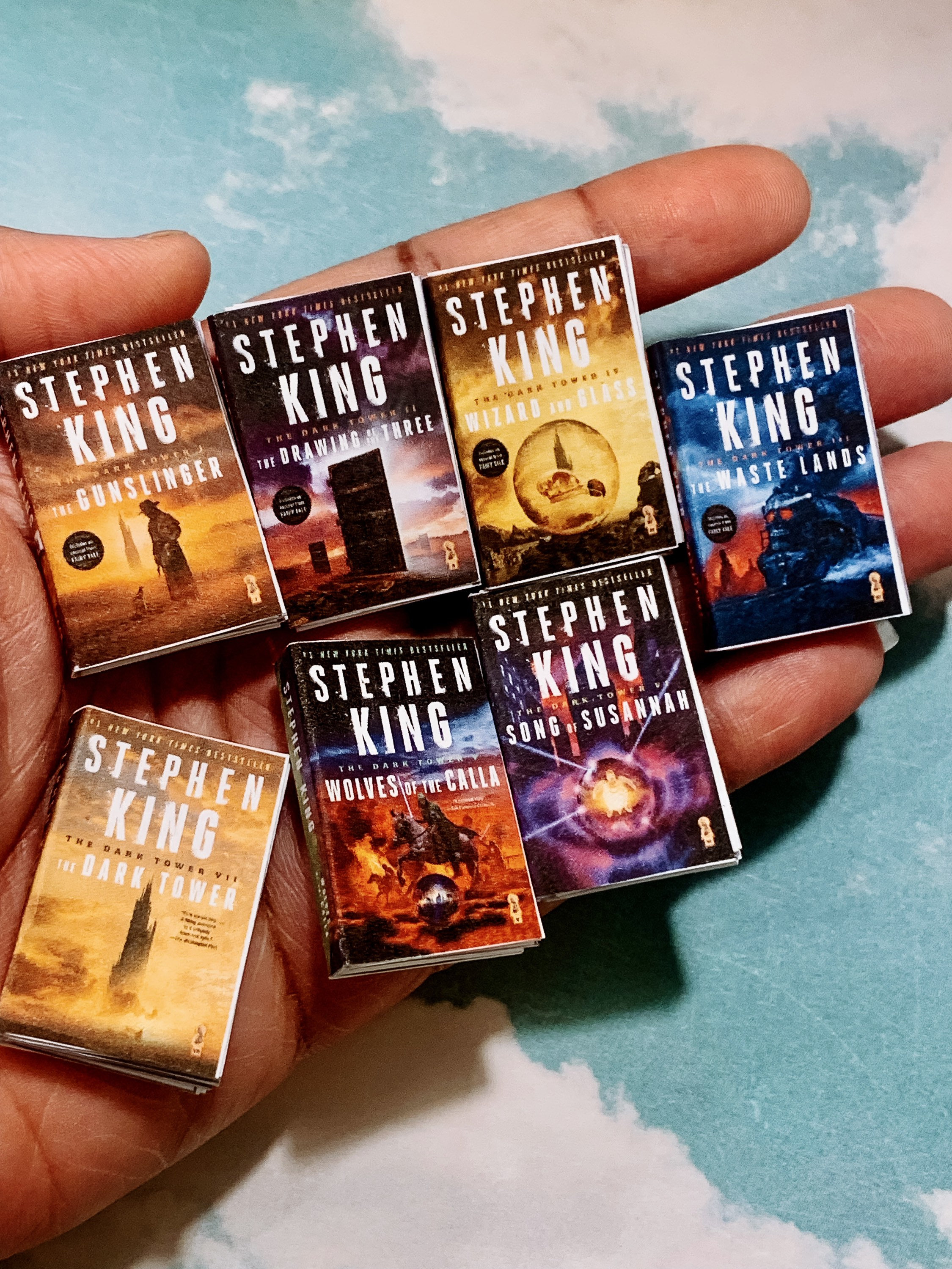 miniature books: 4,000 Years of Tiny… Miniature Books: 4, 000 Years of Tiny: 4000 Years of Tiny