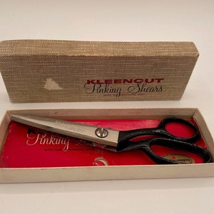 8 Vintage Scissors Shears Lot Kleencut Kingslead Boye Clauss