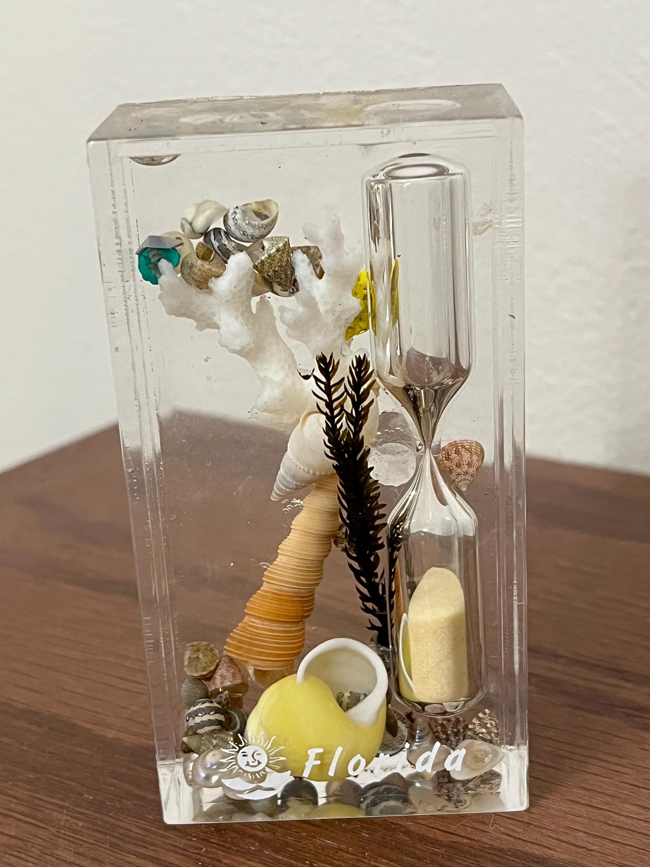 ビンテージ アクリル 卵型 砂時計 / lucite ルーサイト Lucite Hourglass - Etsy