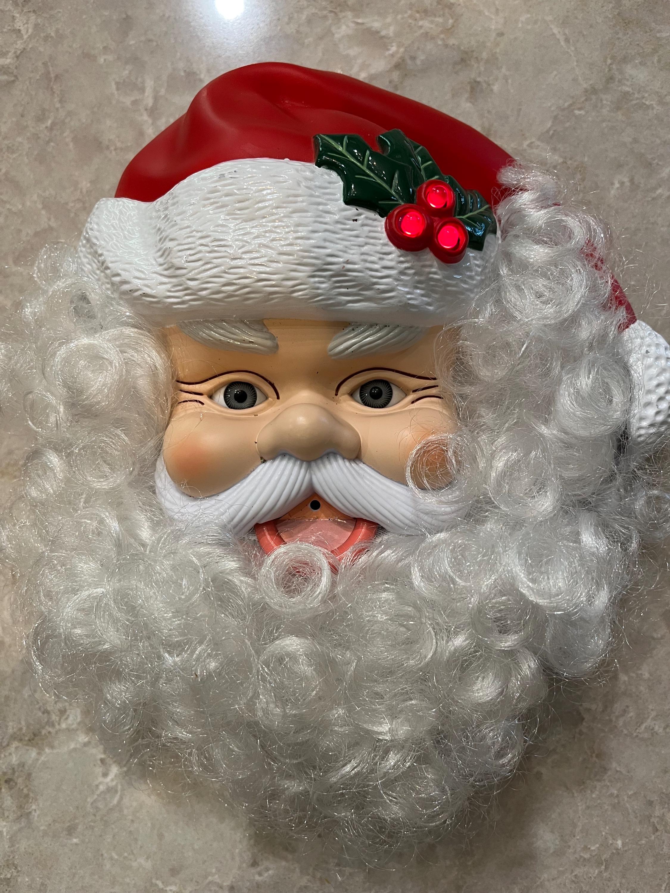 1997 Telco Creations Santa Claus Face, Light up Holly Berries